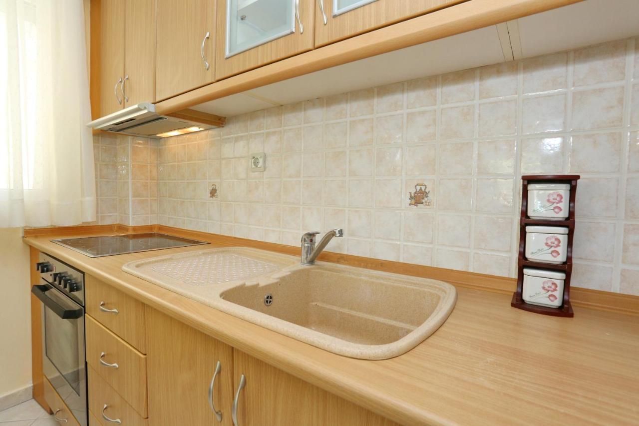 Summer Suite - Premium Apartment Пефкохори Экстерьер фото
