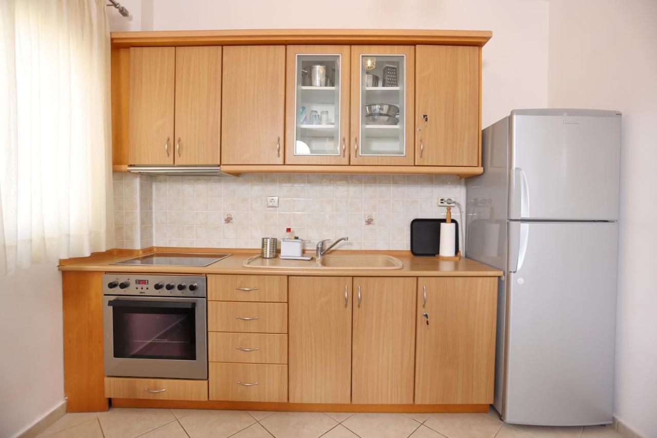 Summer Suite - Premium Apartment Пефкохори Экстерьер фото
