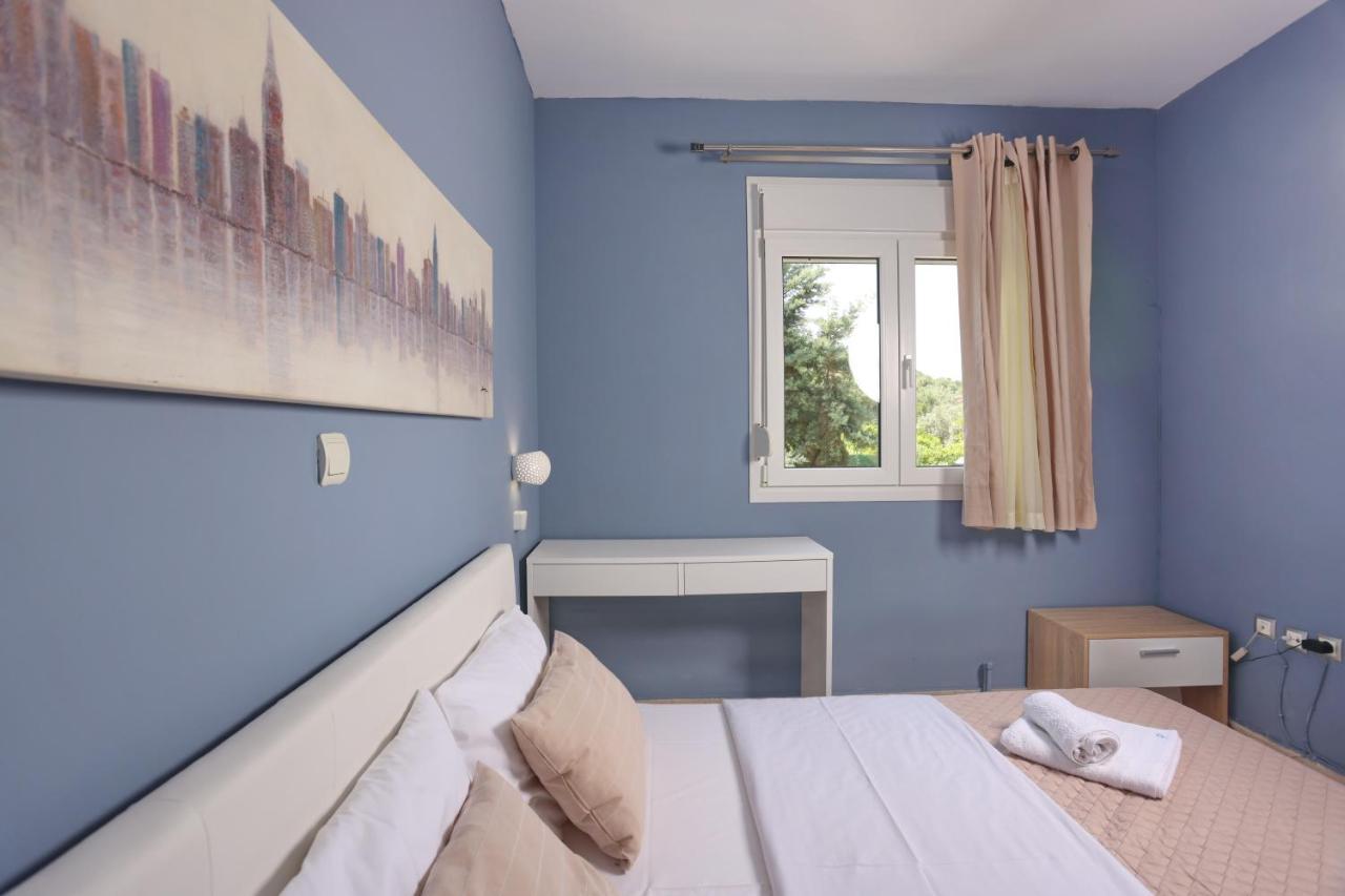 Summer Suite - Premium Apartment Пефкохори Экстерьер фото