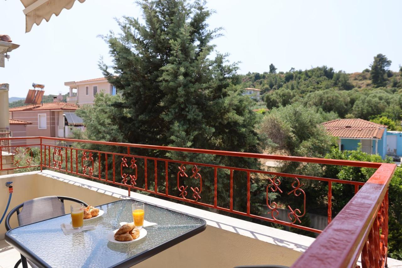 Summer Suite - Premium Apartment Пефкохори Экстерьер фото