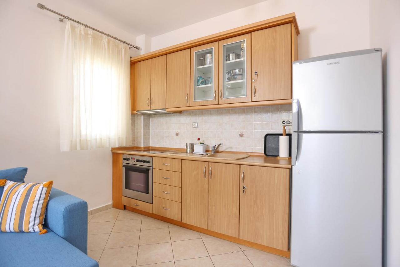 Summer Suite - Premium Apartment Пефкохори Экстерьер фото